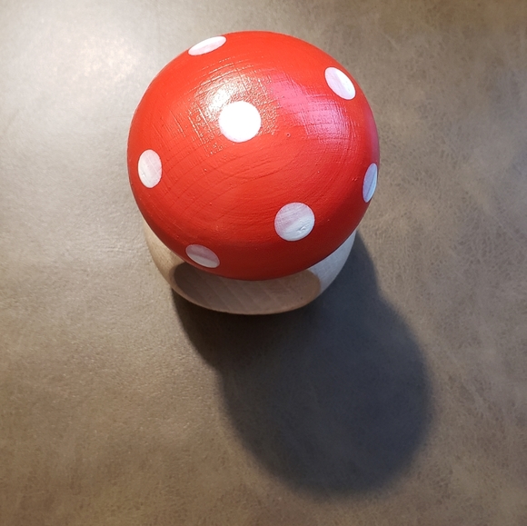 NWT Handmade Wooden Mushroom Nutcrackers Made in Europe Red Polka Nut Cracker - Picture 3 of 16